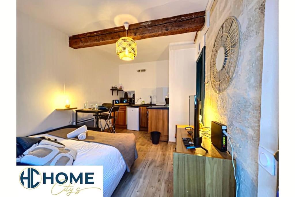 Studio Au Coeur Historique De Montpellier, 2 Personnes Et Wifi Extérieur photo