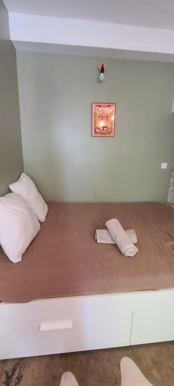 Studio Au Coeur Historique De Montpellier, 2 Personnes Et Wifi Extérieur photo