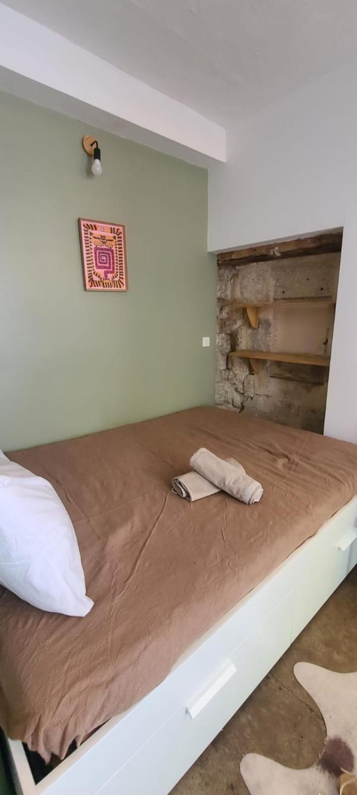 Studio Au Coeur Historique De Montpellier, 2 Personnes Et Wifi Extérieur photo